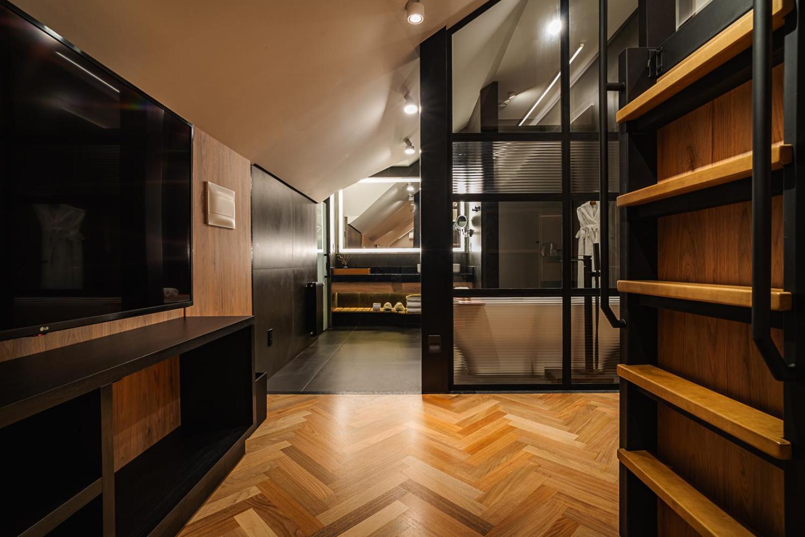 巴伐利亚运动酒店 格拉玛多 外观 照片 Interior of a suite at the hotel